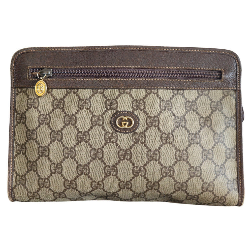 SOLD // Authentic Gucci vintage clutch